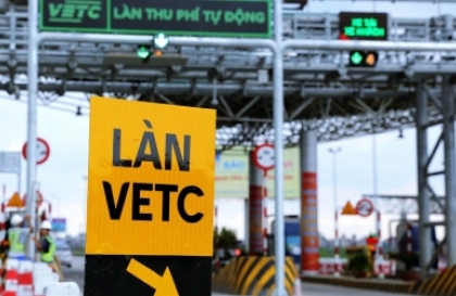 Nghị định 168 - Lỗi trừ 2 điểm GPLX ô tô: Xe không đủ điều kiện vẫn đi vào làn thu phí tự động không dừng